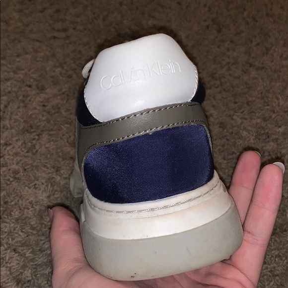 CALVIN KLEIN SPRING COLLECTION STREET SHOES - Picture 3 of 6